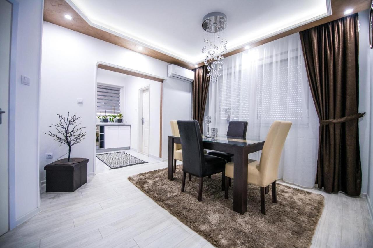 Apartman Nina II Sremska Mitrovica Bagian luar foto